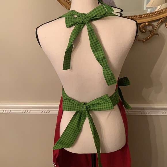 Pier One Holiday Apron -OS - Picture 5 of 8